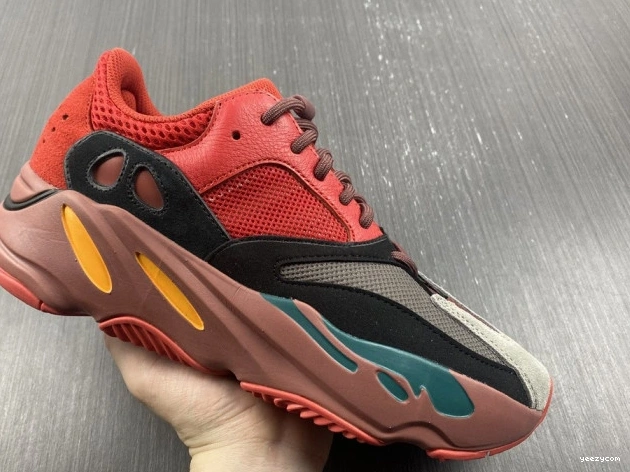 HQ6979 Adidas Boost Yeezy 700 Hi-Res Red 0911